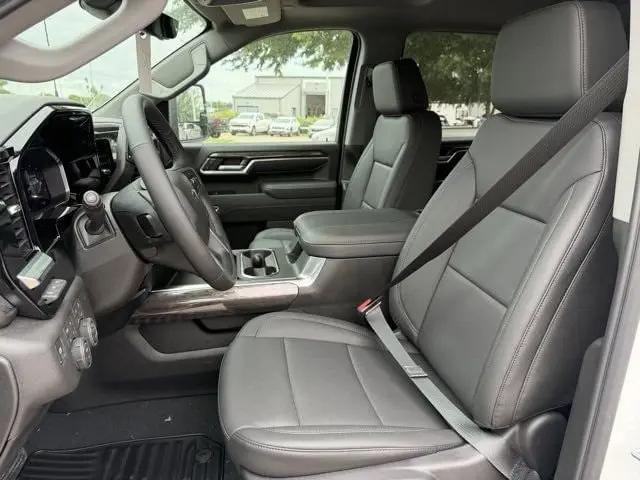 2026 Chevrolet Silverado 2500HD Crew Cab, Standard Bed, LTZ, 4WD