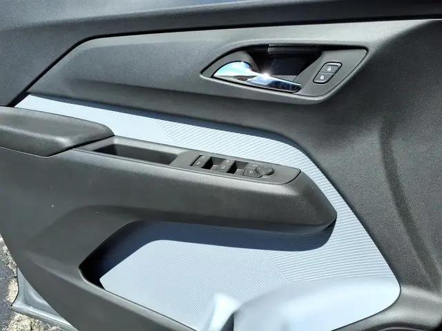2027 Chevrolet Bolt RS FWD