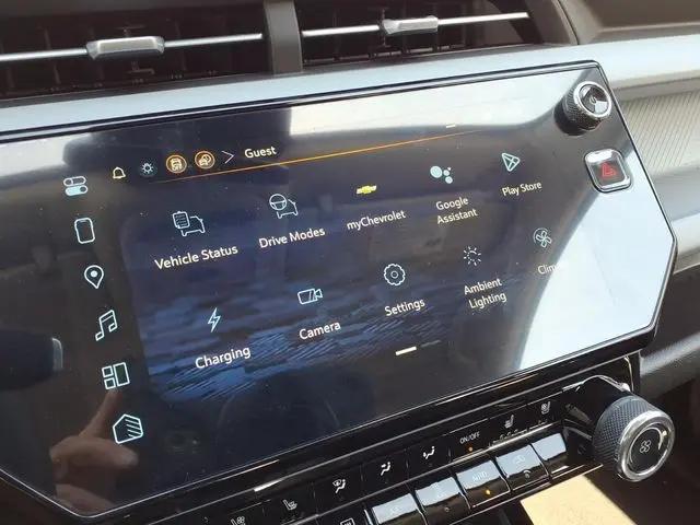 2027 Chevrolet Bolt RS FWD