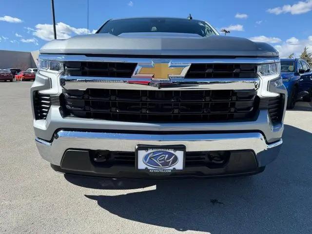 2026 Chevrolet Silverado 1500 4WD Double Cab Standard Bed LT with 2FT