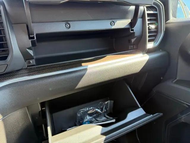 2026 Chevrolet Silverado 1500 4WD Double Cab Standard Bed LT with 2FT