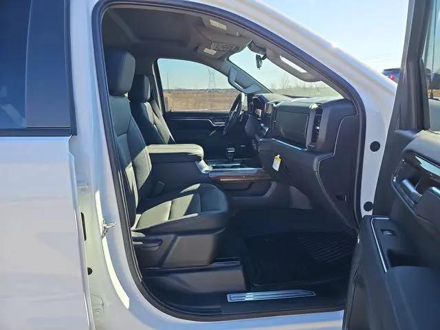 2026 Chevrolet Silverado 1500 4WD Crew Cab Short Bed RST