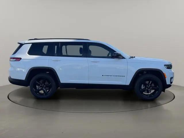 2025 Jeep Grand Cherokee L Limited 4x4