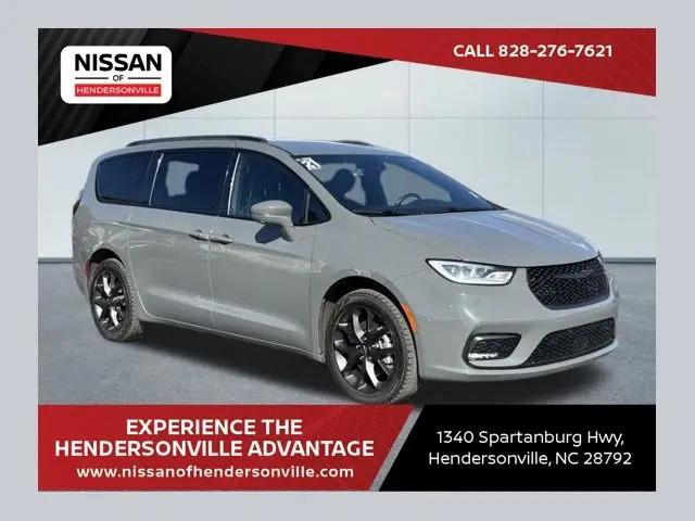 2021 Chrysler Pacifica Touring L AWD for sale in Hendersonville, NC