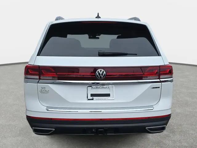 2026 Volkswagen Atlas SE with Technology