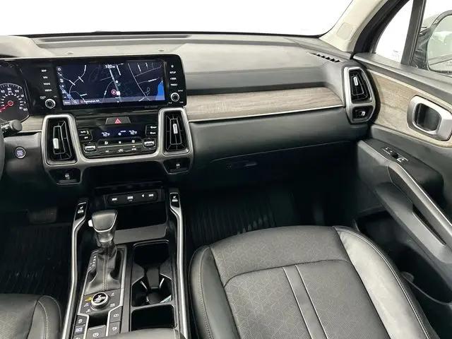 2023 Kia Sorento X-Line EX
