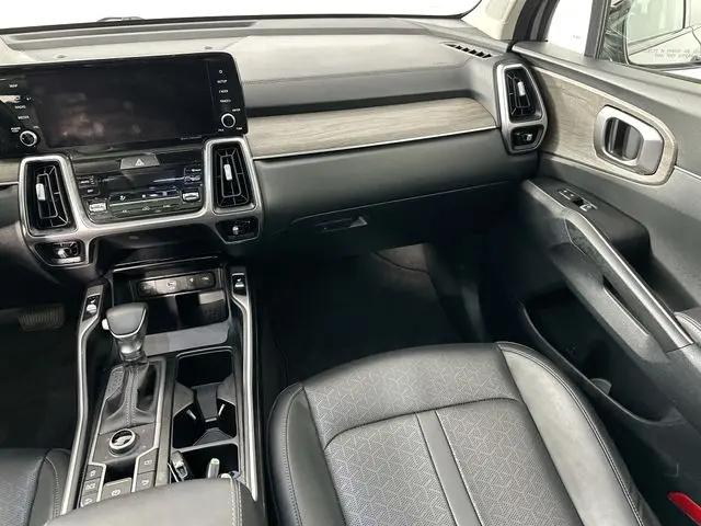 2023 Kia Sorento X-Line EX