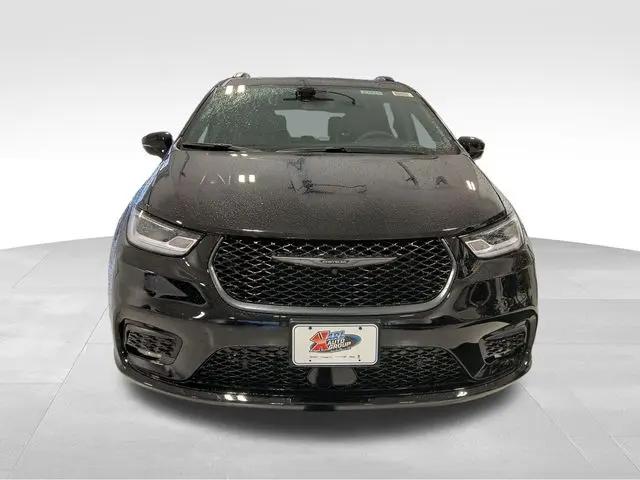 2026 Chrysler Pacifica Limited AWD
