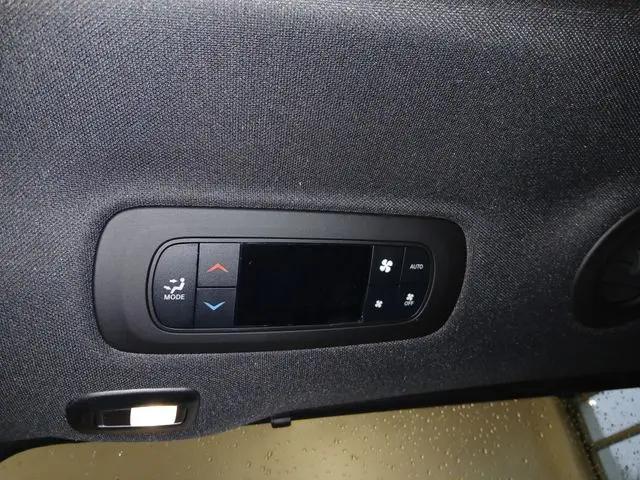 2026 Chrysler Pacifica Limited AWD
