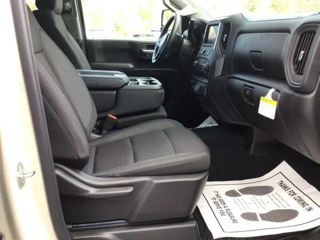 2026 Chevrolet Silverado 2500HD Crew Cab, Standard Bed, WT, 4WD