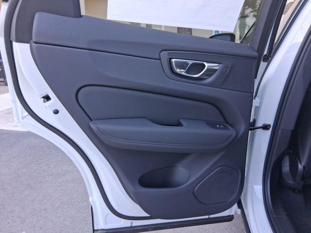 2026 Volvo XC60 B5 Core