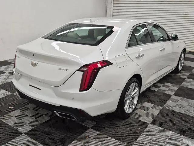 2023 Cadillac CT4 Luxury