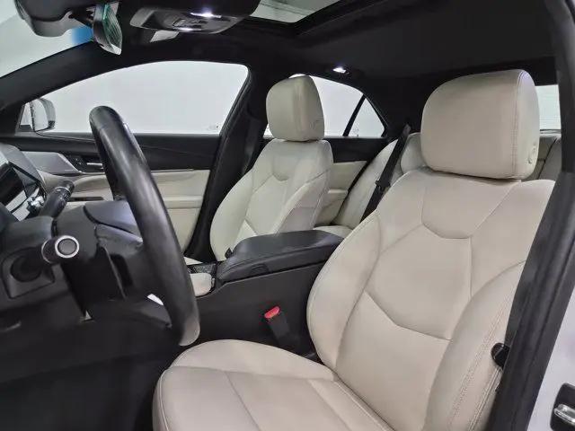 2023 Cadillac CT4 Luxury