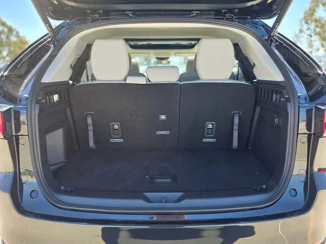 2026 Mazda X-90 3.3 Turbo Premium Sport