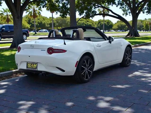 2026 Mazda MX-5 Grand Touring