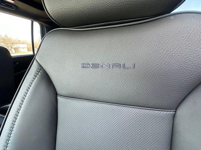 2026 GMC Yukon XL 4WD Denali
