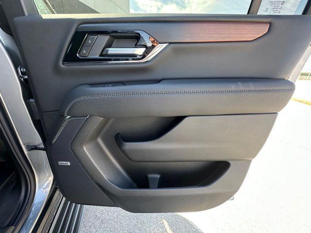 2026 GMC Yukon XL 4WD Denali