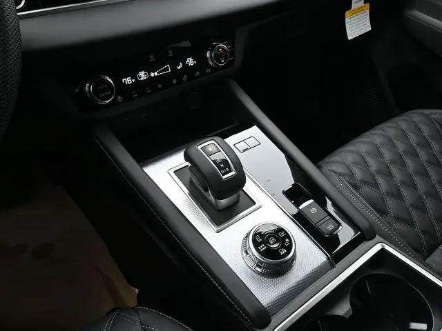 2026 Nissan Rogue Plug-In Hybrid Platinum