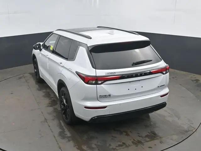 2026 Nissan Rogue Plug-In Hybrid Platinum