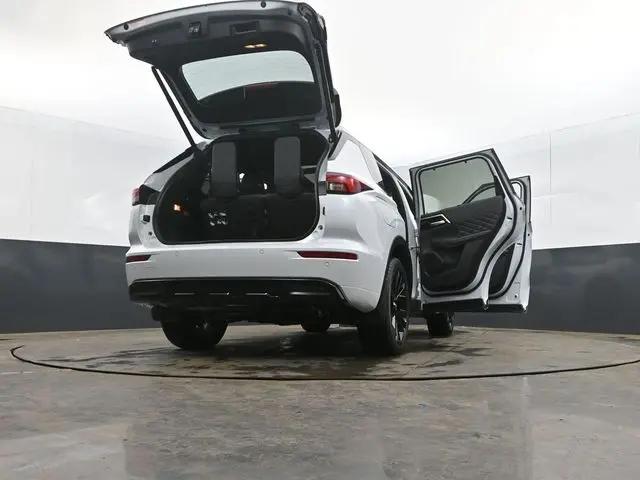 2026 Nissan Rogue Plug-In Hybrid Platinum