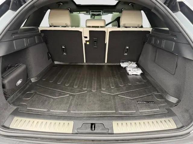 2023 Land Rover Range Rover Velar P340 R-Dynamic S MHEV