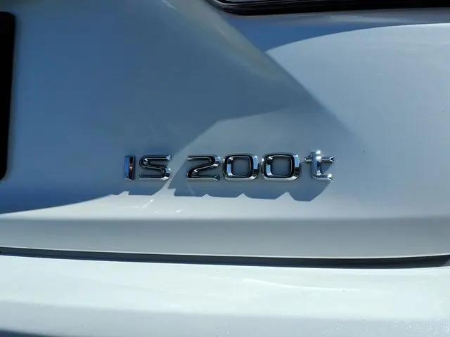 2017 Lexus IS 200t IS Turbo