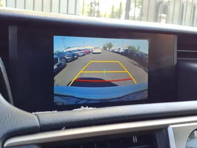 2017 Lexus IS 200t IS Turbo