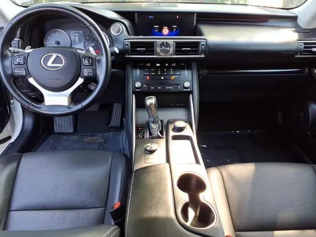 2017 Lexus IS 200t IS Turbo