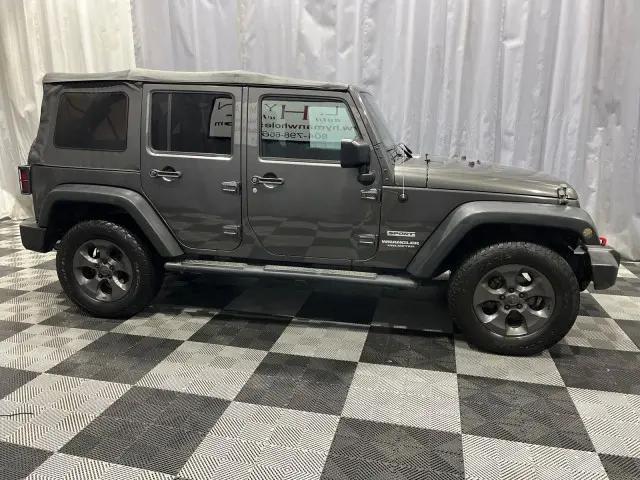 2016 Jeep Wrangler Unlimited Sport