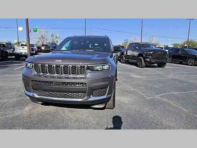 2026 Jeep Grand Cherokee L Laredo 4x4