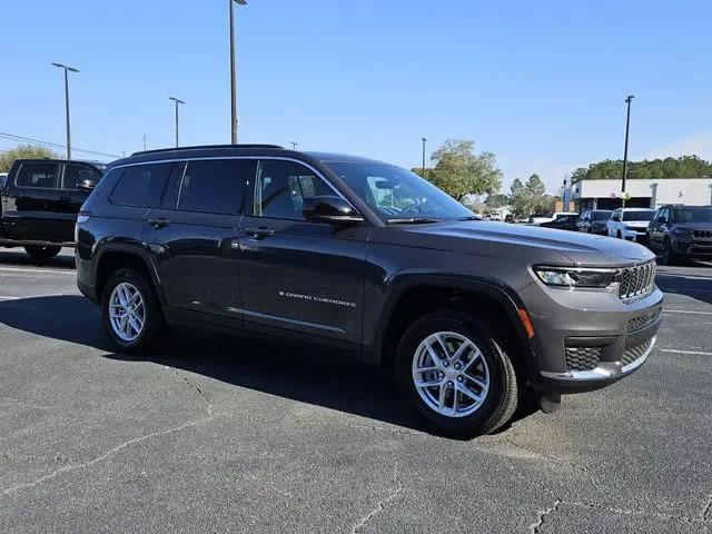 2026 Jeep Grand Cherokee L Laredo 4x4