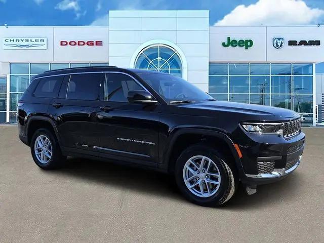 2026 Jeep Grand Cherokee L Laredo 4x4