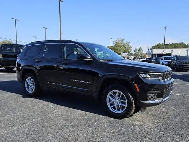 2026 Jeep Grand Cherokee L Laredo 4x4