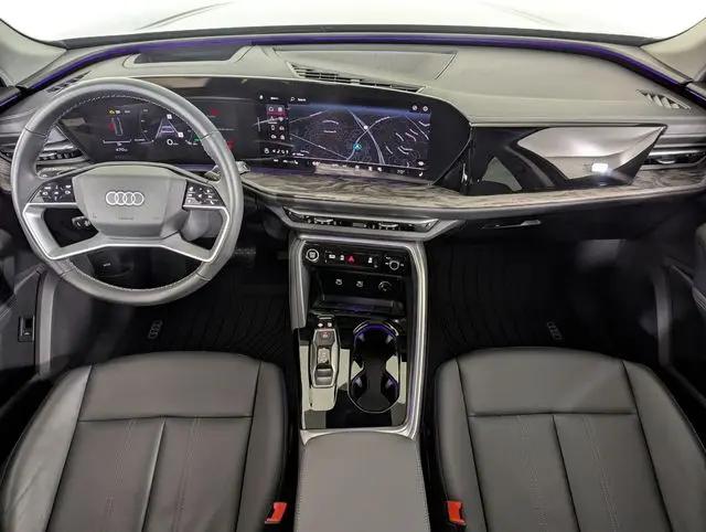 2025 Audi Q5 Premium Plus TFSI quattro S tronic