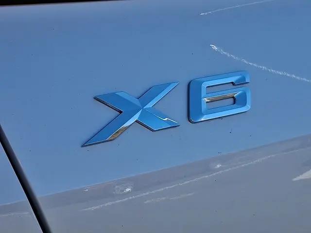 2026 BMW X6 xDrive40i
