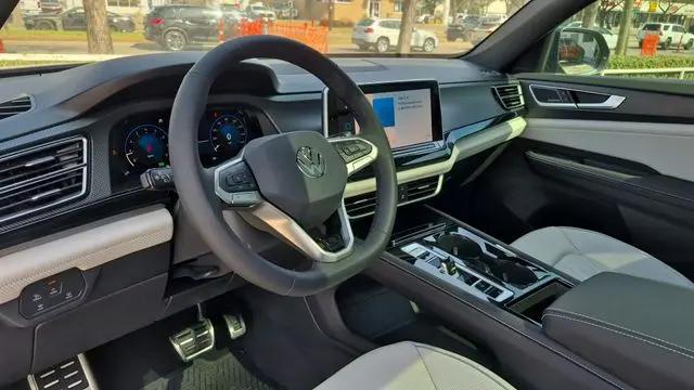 2026 Volkswagen Atlas Cross Sport SEL Premium R-Line