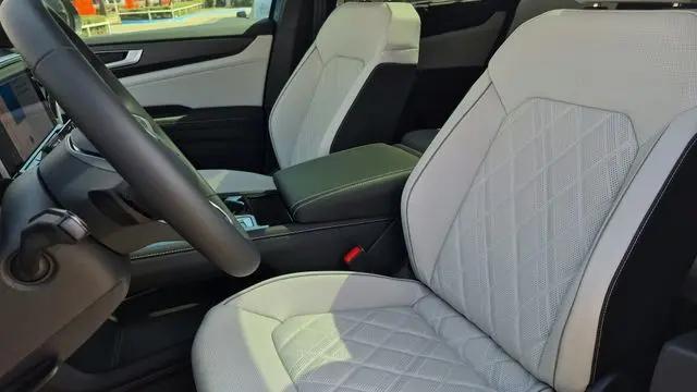 2026 Volkswagen Atlas Cross Sport SEL Premium R-Line