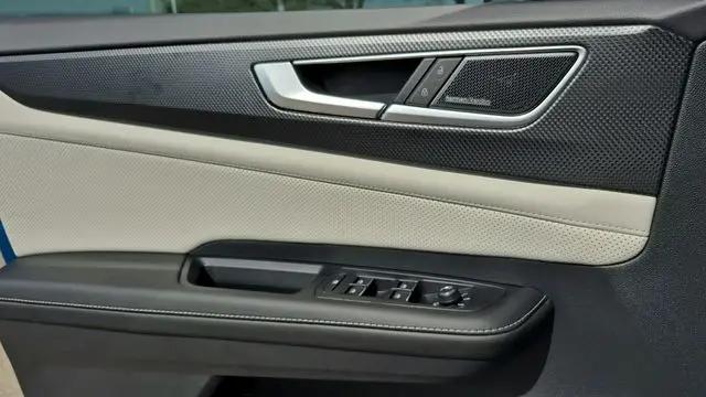 2026 Volkswagen Atlas Cross Sport SEL Premium R-Line