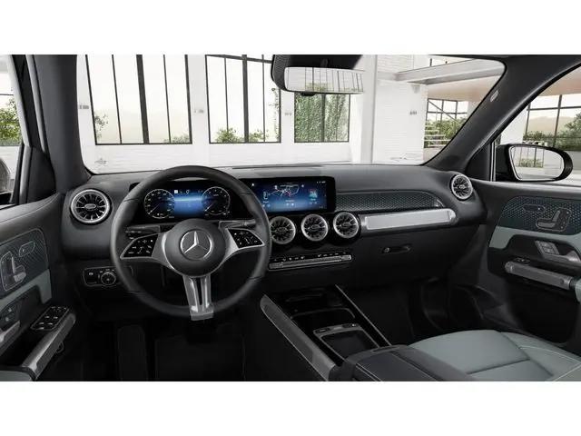2026 Mercedes-Benz GLB 4MATIC