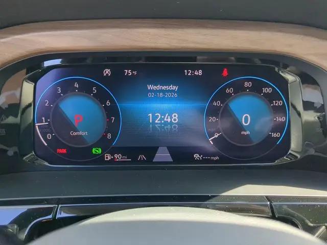 2026 Volkswagen Atlas SE with Technology