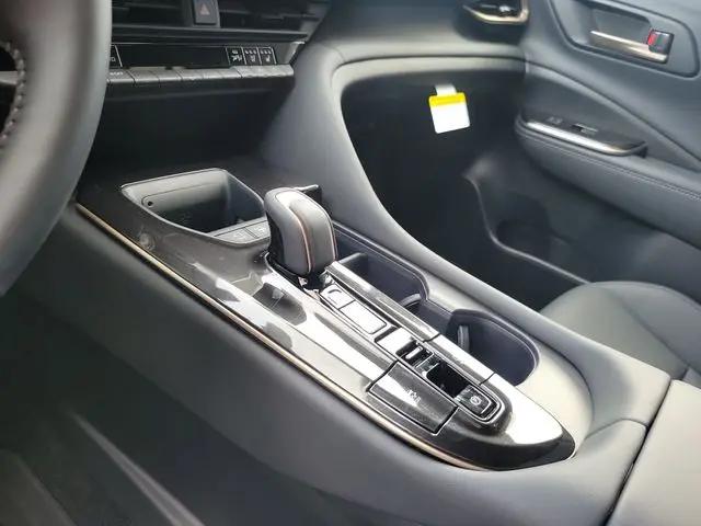2026 Toyota Crown Platinum