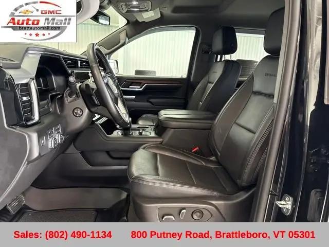 2023 GMC Sierra 1500 4WD Crew Cab Short Box Denali
