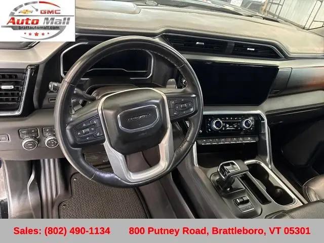 2023 GMC Sierra 1500 4WD Crew Cab Short Box Denali
