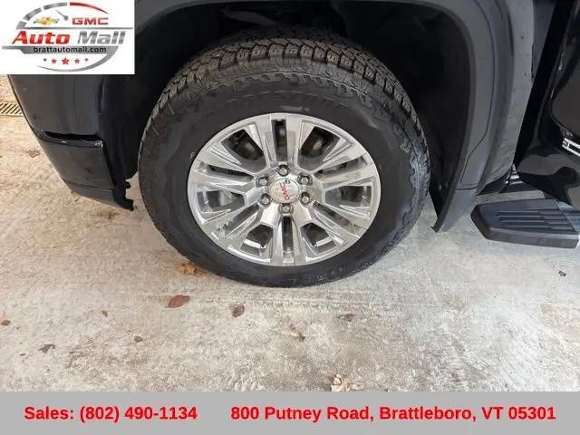 2023 GMC Sierra 1500 4WD Crew Cab Short Box Denali