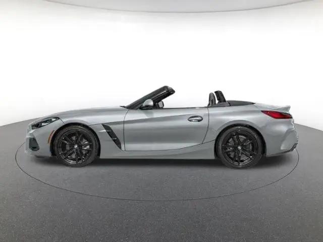 2026 BMW Z4 M40i