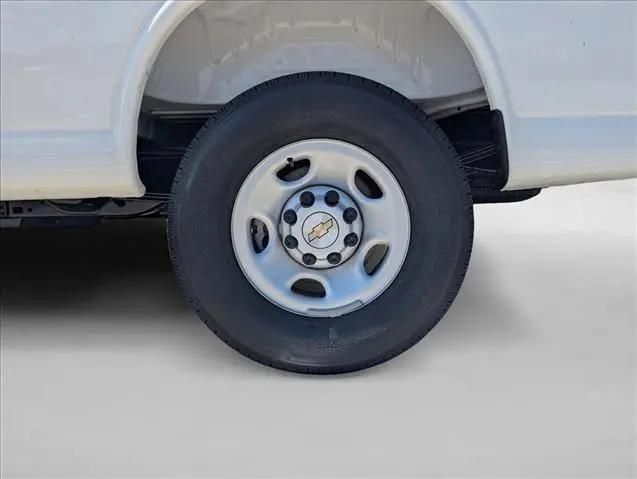 2026 Chevrolet Express Cargo Van 2500 Extended Wheelbase, WT, RWD