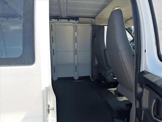 2026 Chevrolet Express Cargo Van 2500 Extended Wheelbase, WT, RWD