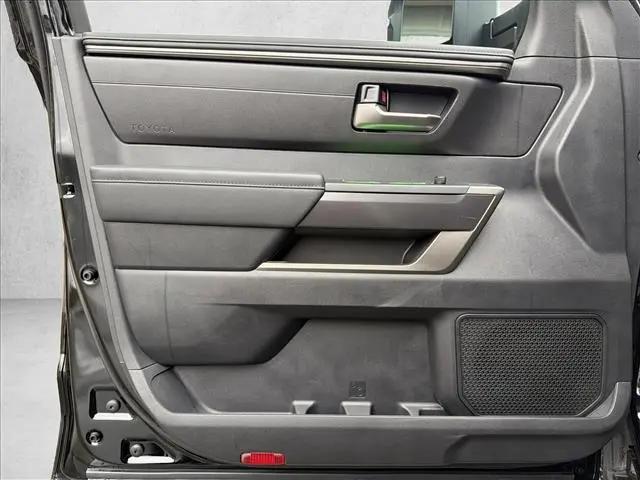 2026 Toyota Tundra SR5 CrewMax 5.5' Bed