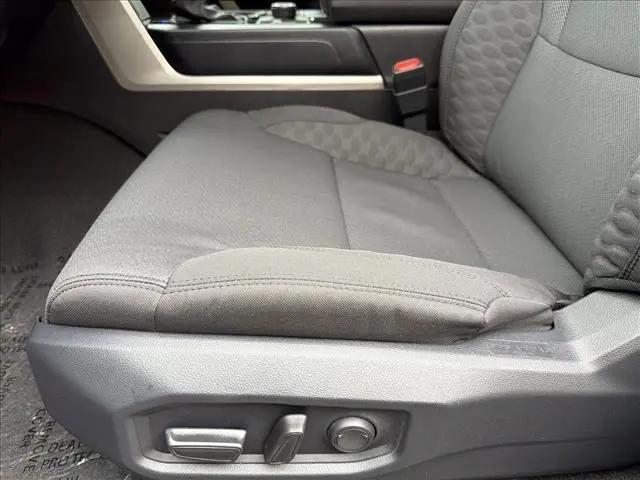 2026 Toyota Tundra SR5 CrewMax 5.5' Bed