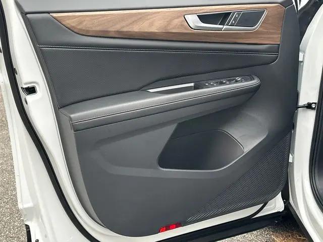 2026 Volkswagen Atlas SE